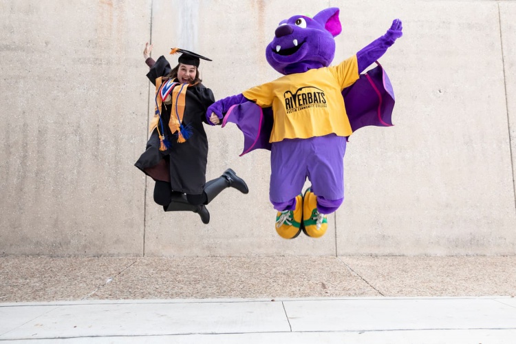 Jamille Souza Madeira celebrates at winter 2019 commencement 